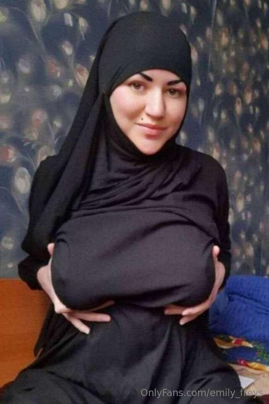 💖 @your_leila7 💖  ☪️Muslim Mommy☪️  I am the hottest and mos..