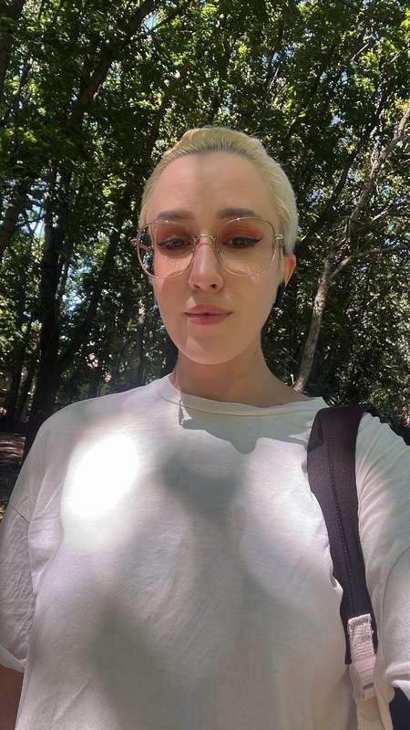 DM