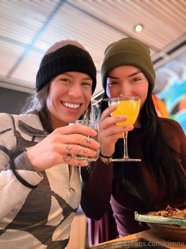 Cheers to a fun time with a sexy friend out on the mountain ..