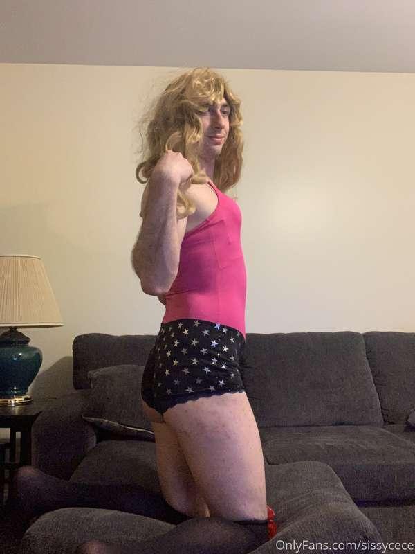 sissycece image #2