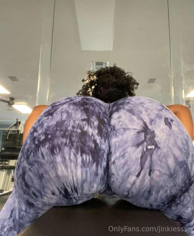 You think your lap can handle this ass? 