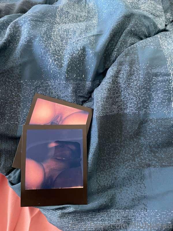 Naughty Polaroids 😍😍😫😫 who wants 1?