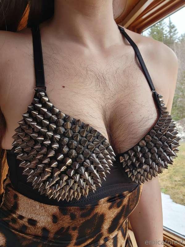 Happy Titty Tuesday! 🤩