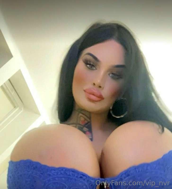 Parental warning, look at me at your own risk 💋