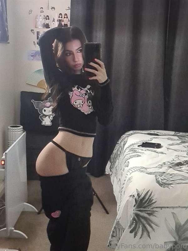 https://www.twitch.tv/babyporo ;) come say hi