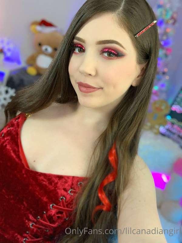 Do you like this makeup look on me ?