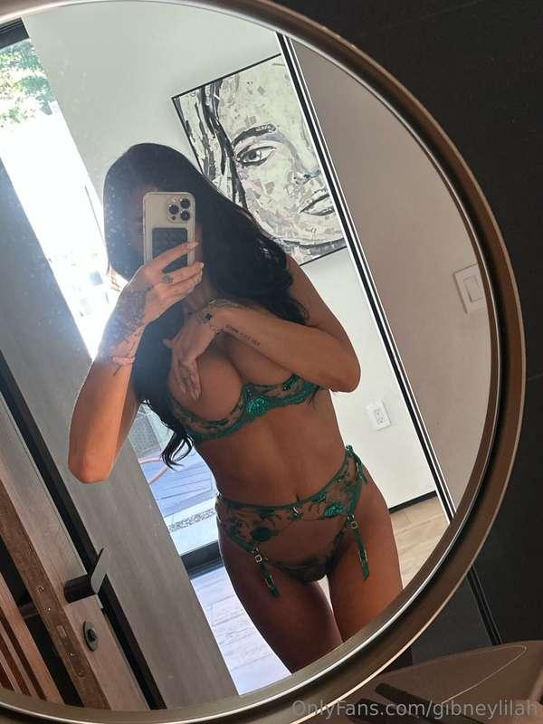 on my slut shit todayyyyyy🤤