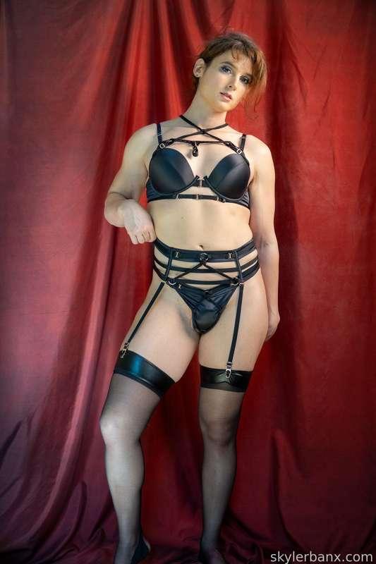 skyler-banx image #2