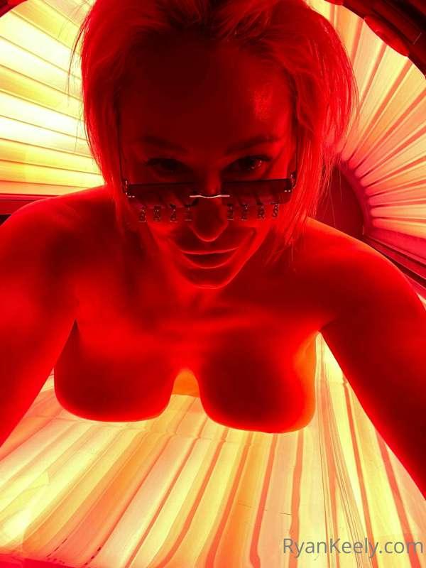 Friday is looking 🔥 ****HOT**** 🔥 and I am ready. Think you ..