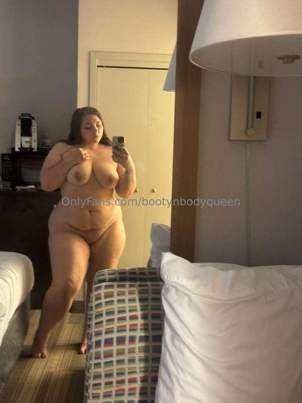 bootynbodyqueen image #0