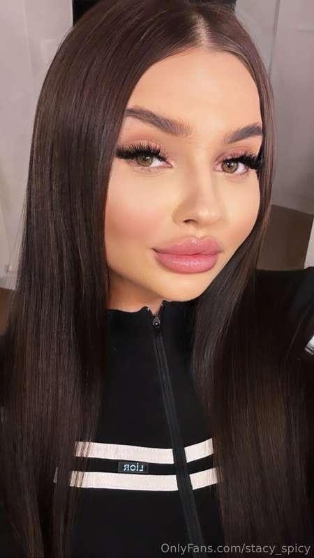 Do you want to enjoy something new and very hot today?💕🥵