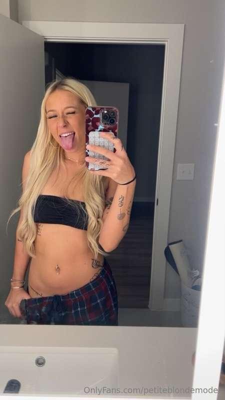 go check my cute friend raeless page… she goes crazy babe 😳 ..