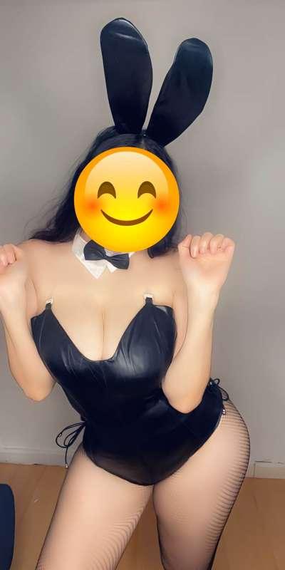 Bunny girl