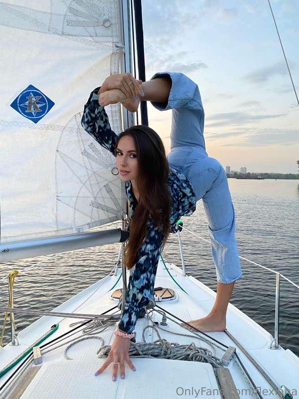 all aboard 🥰