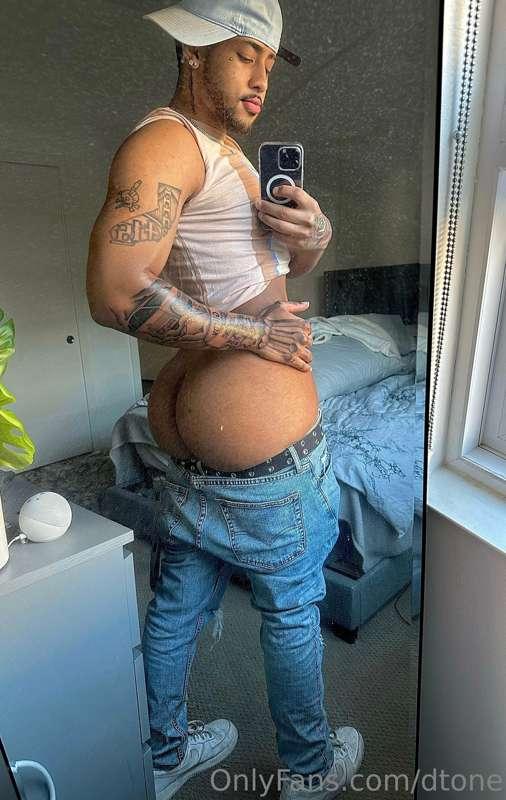 Just bout to run some errands, just like this. You comin wit..