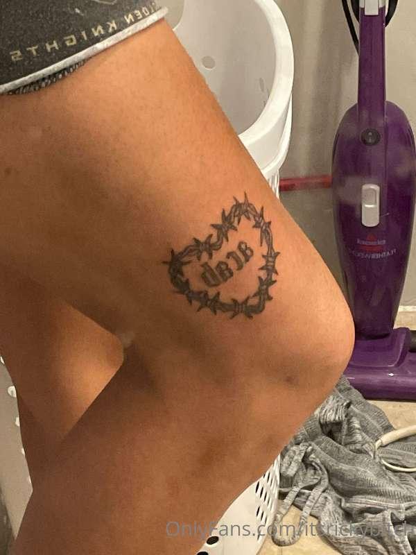 I got a new tattoo today!! Who wants to help me get another ..