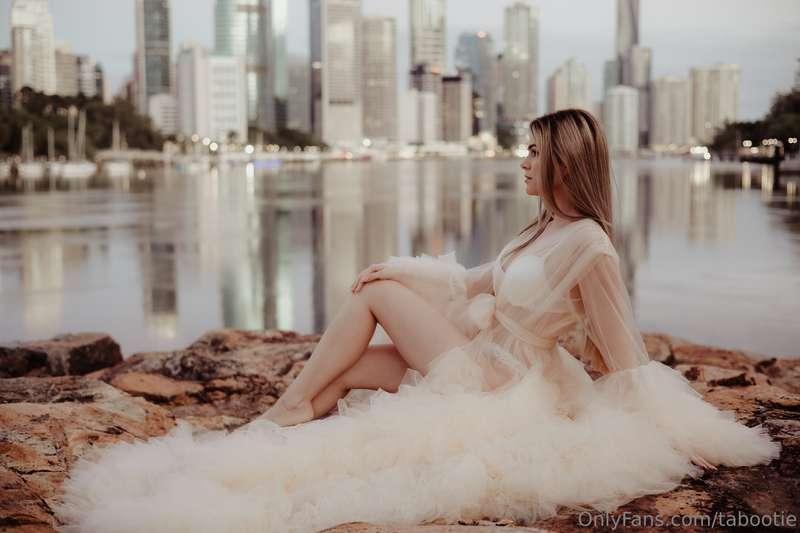 I woke up at 4am for this photoshoot 🤣🤣🤣

But it was so fun ..