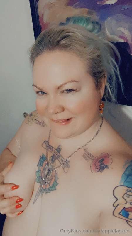 Been feeling pretty quirky. Check my linktree for a new way ..