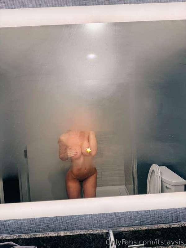 Will you take a shower with me?😘
