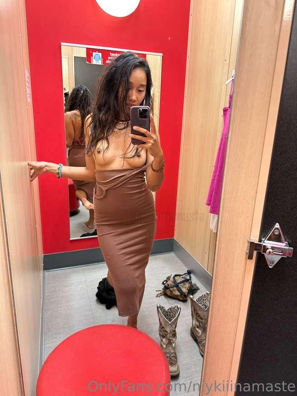 I’m a whore for good prices 😏 Target dressing rooms ✨🎥
