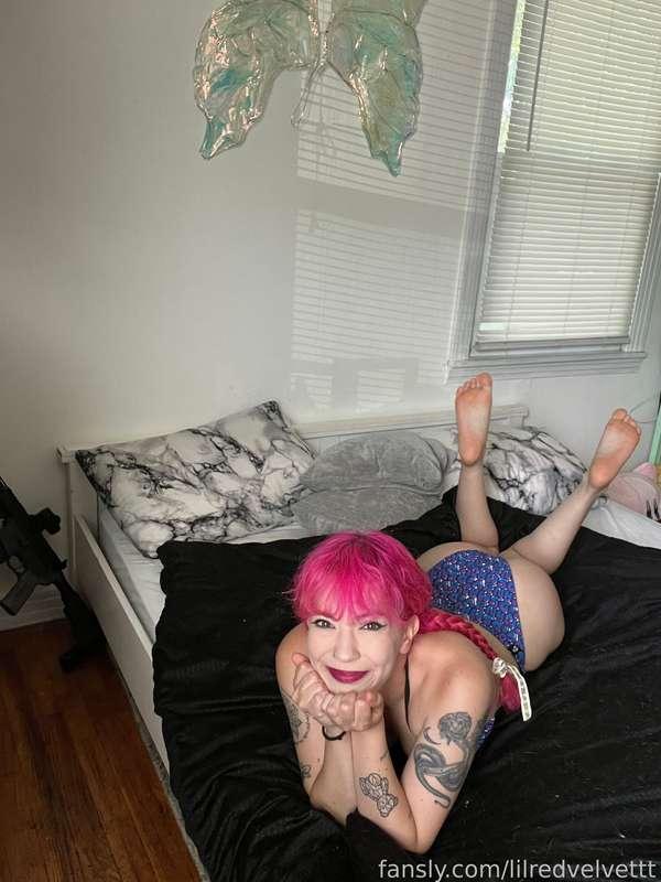 lilredvelvettt image #0