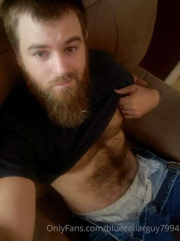 Anyone wanna cum straddle me in my recliner??