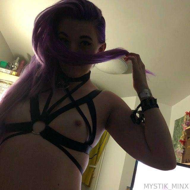 mystik_minx image #3