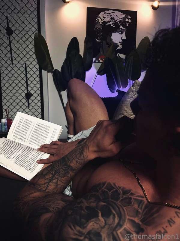 I like reading you too😏🥵