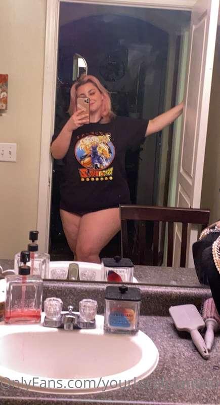 yourlocalplantslut image #2