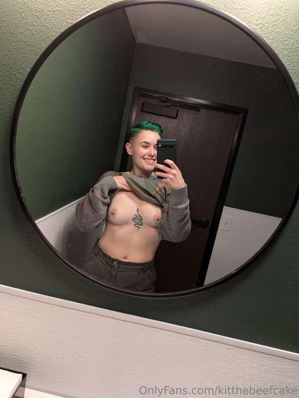 I did it!!! I was so brave and good and got my nipple re-pie..