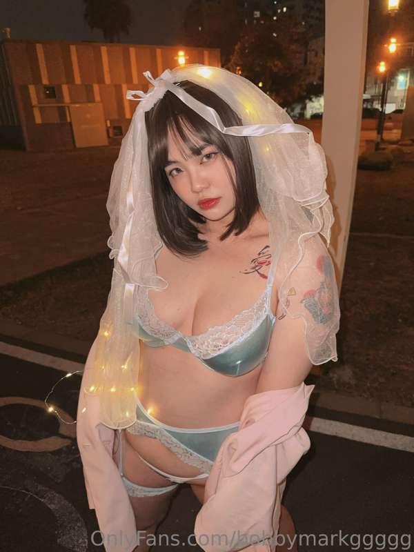 新娘子流浪⋯沒穿衣服