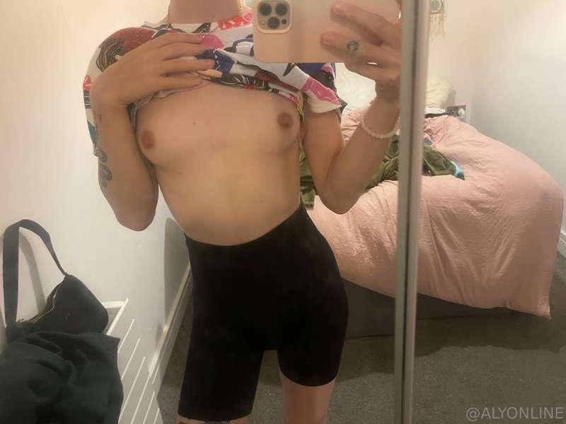 mswinnieblaire image #0