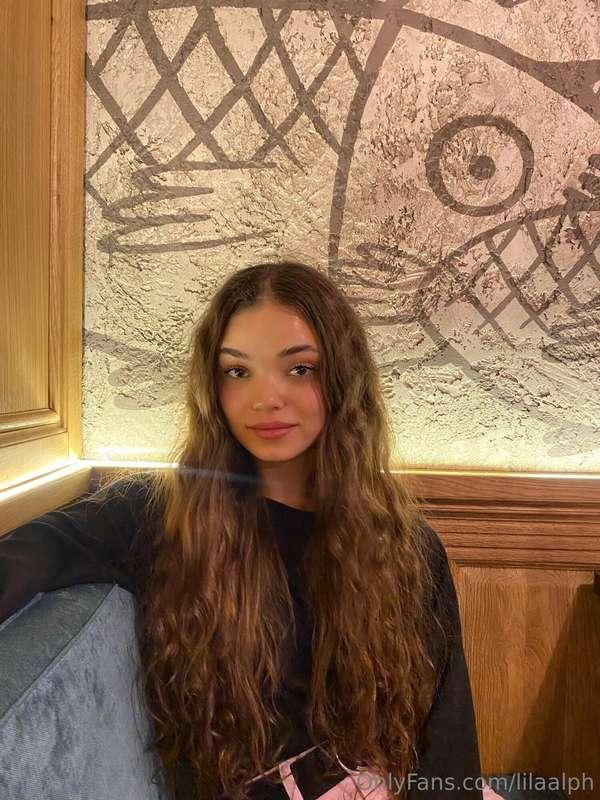 Autumn Vibe❤️What's your favorite thing to do in fall?🍂