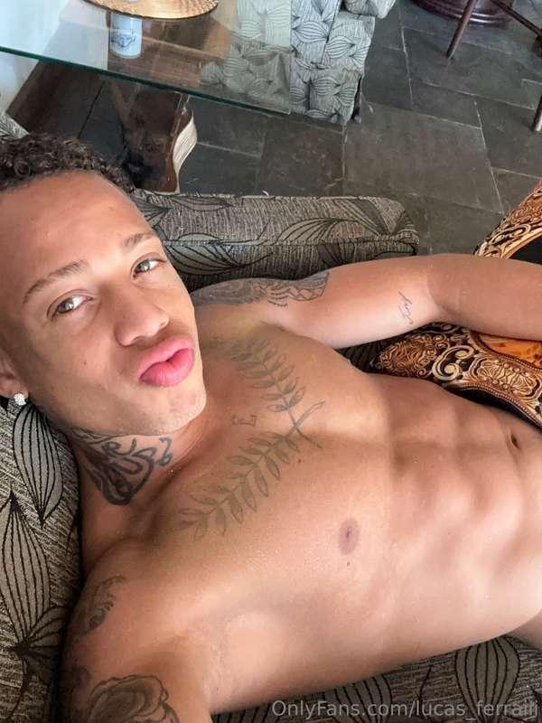 lucas_ferraiii image #3