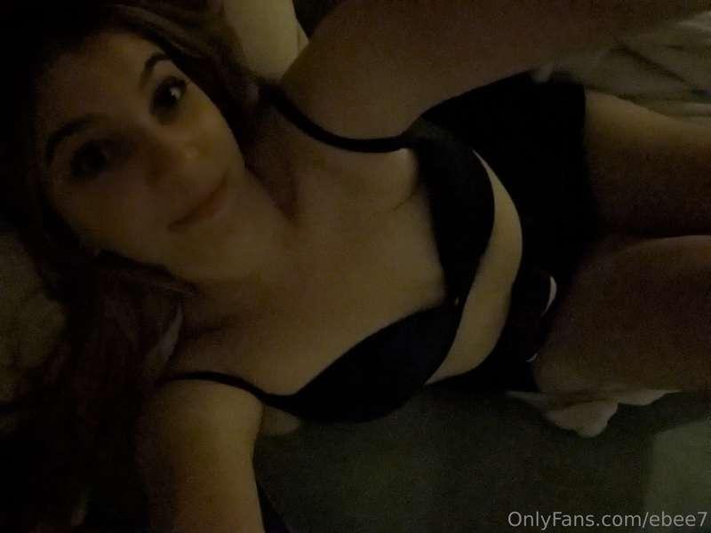 really feeling myself tonight... all dolled up to have some ..
