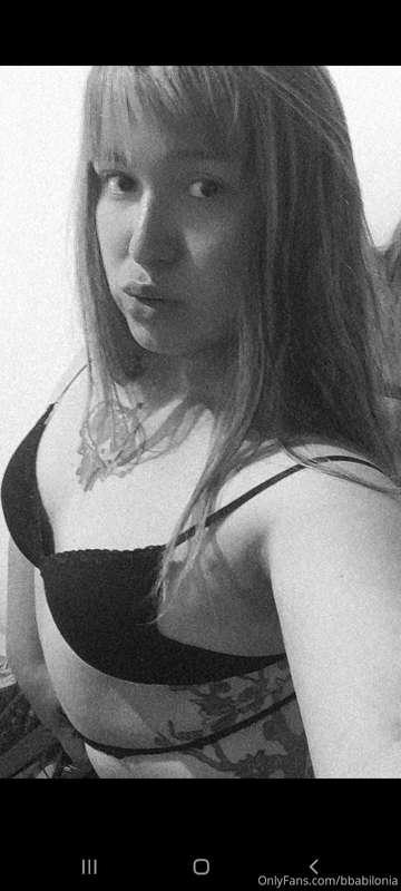 a greeting for all my daddies 🔥