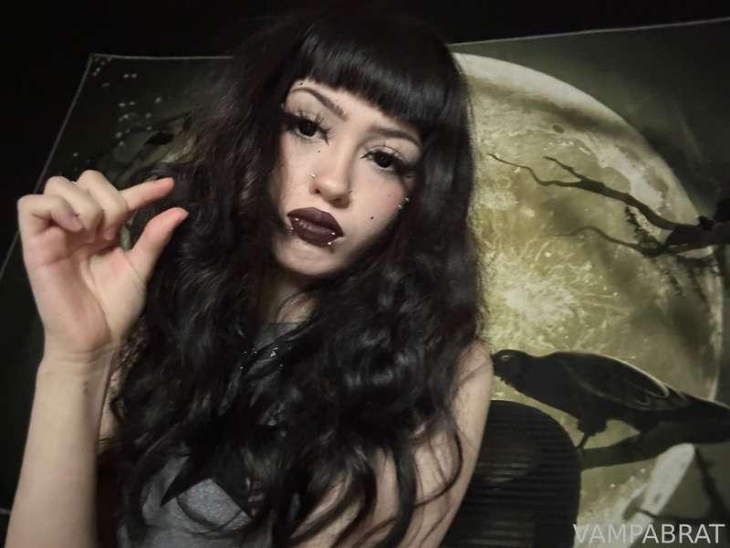madamzombodomme image #1