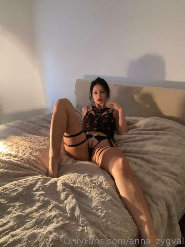 𝒲𝒽𝒶𝓉 𝓉𝒾𝓂𝑒 𝑜𝒻 𝒹𝒶𝓎 𝒹𝑜 𝓎𝑜𝓊 𝓁𝒾𝓀𝑒 𝓉𝒽𝑒 𝓂𝑜𝓈𝓉?😈
 𝒲𝒽𝒶𝓉 𝒶𝒷𝑜𝓊𝓉 𝓉𝑜𝓃𝒾𝑔𝒽𝓉 ..