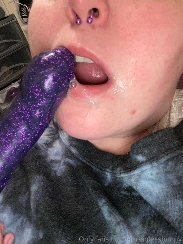 Three ten second videos of me putting a purple dildo in my m..