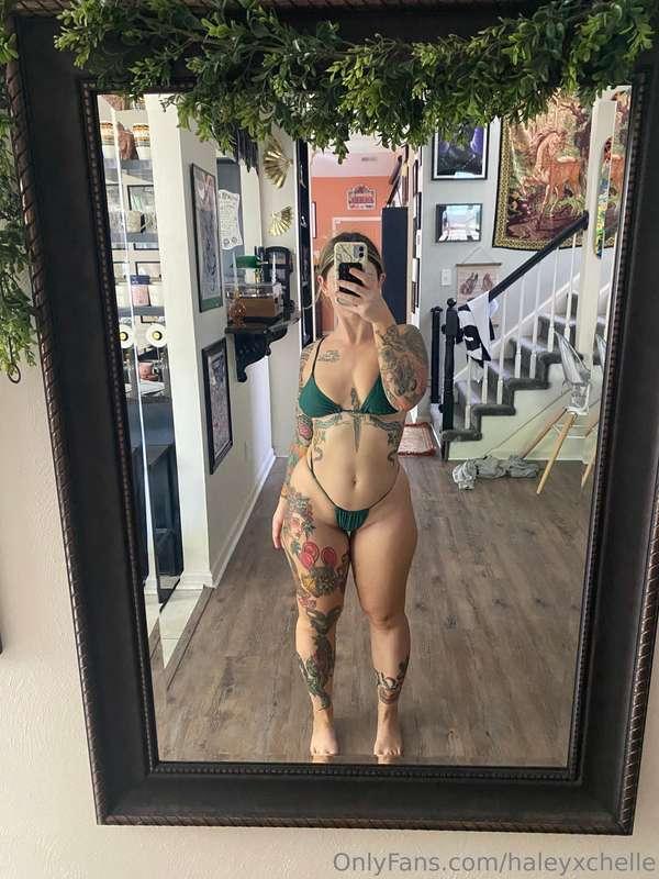 friday fit pic 😉🫶🏻