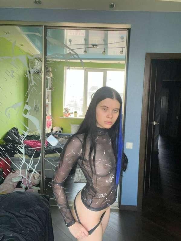 Cute @yyyynona 😍🌺 has a hot surprise for you, @yyyynona is a..