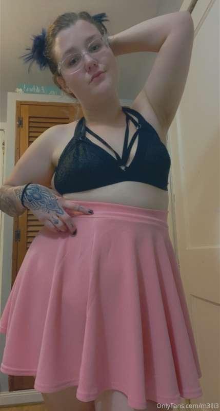 Do you like my new outfit? This was just a quick try on. I c..