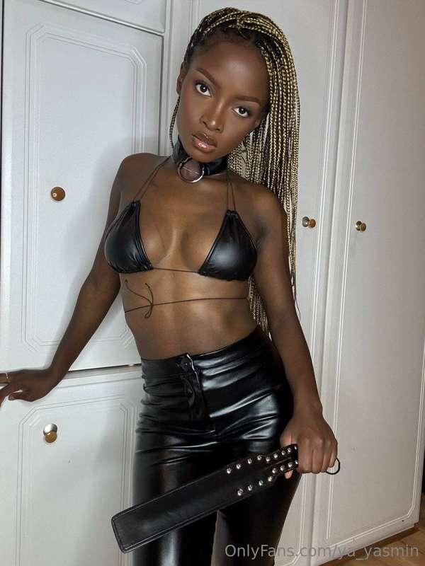 FREE 🖤 @chocolateminie 🖤Dominance and submission are two of ..