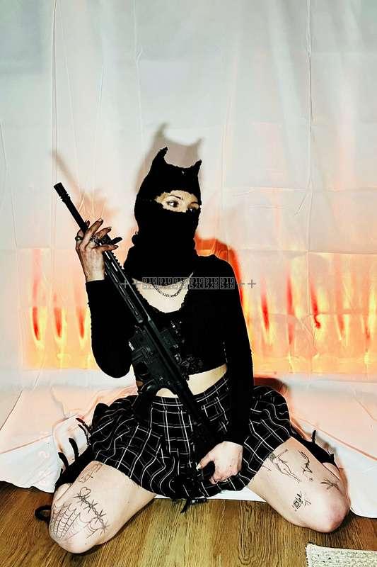 𝔠𝔲𝔱𝔢 𝔟𝔲𝔱 𝔭𝔰𝔶𝔠𝔬