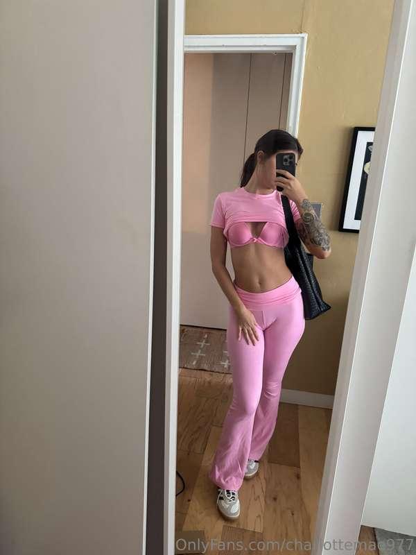all pink for today💗