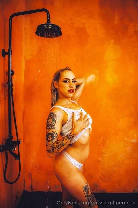 Happy Saturday! 🔥❤️✨  how’s your weekend going? 😉 mines pret..