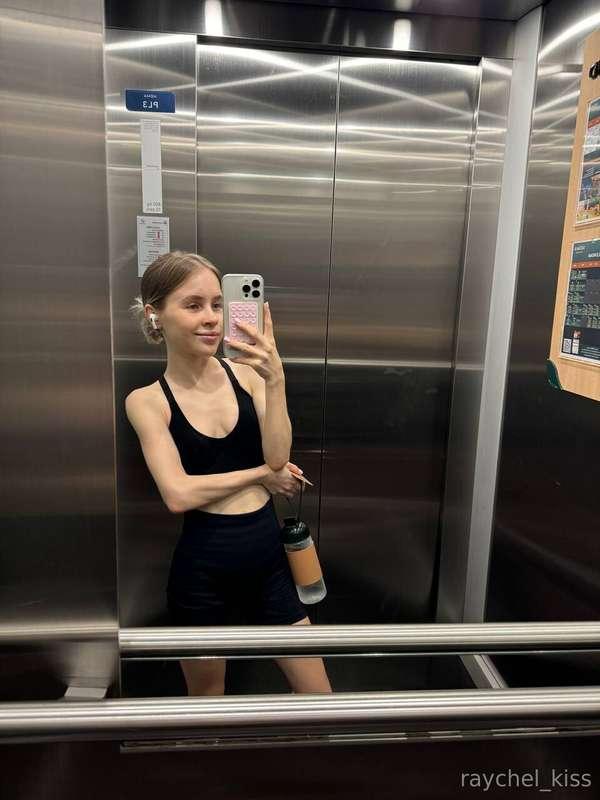 𓂃 ୨୧ Go for a run without makeup 🐇 ☆★