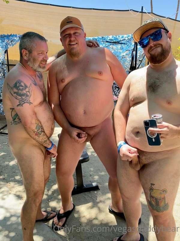 You know the old saying… “Friends who stroke together”, wait..