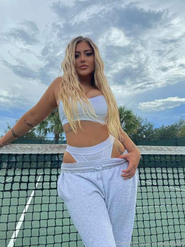 who wants to play tennis? 🎾
