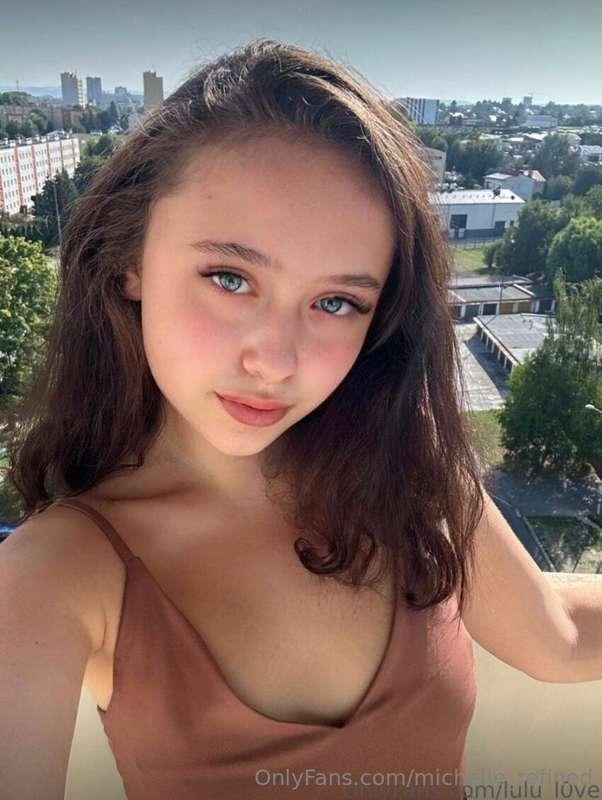 🔥CUTE KITTY @lulu_l0ve🔥 Loves cocks of all sizes😍When she ge..